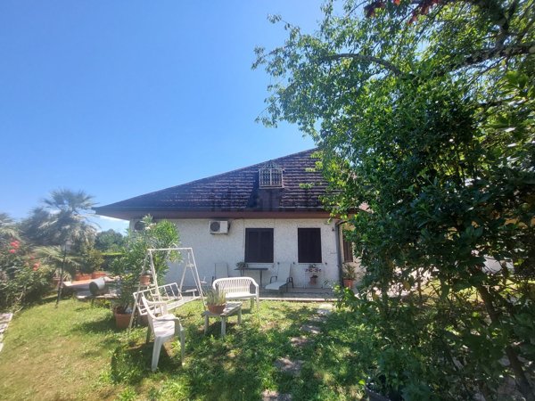 casa indipendente in vendita ad Orte