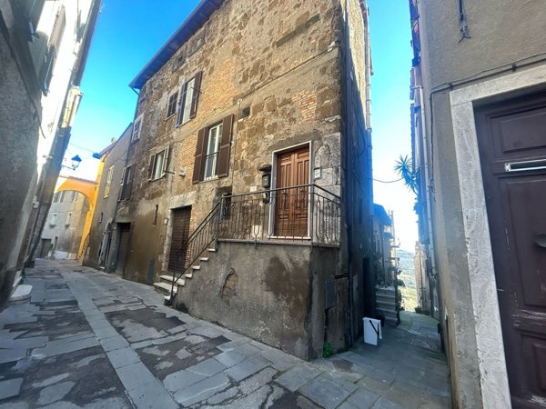 appartamento in vendita ad Orte