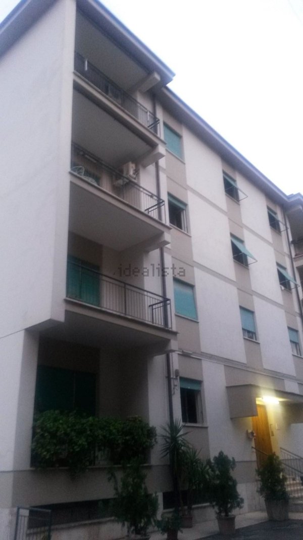 appartamento in vendita ad Orte in zona Orte Scalo