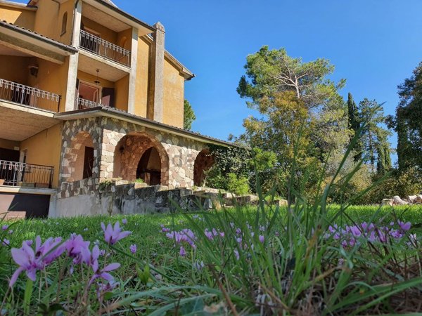 casa indipendente in vendita ad Orte