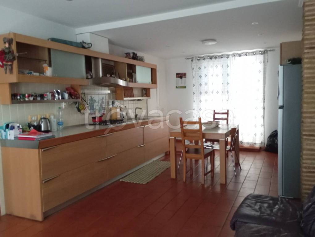 casa indipendente in vendita ad Orte