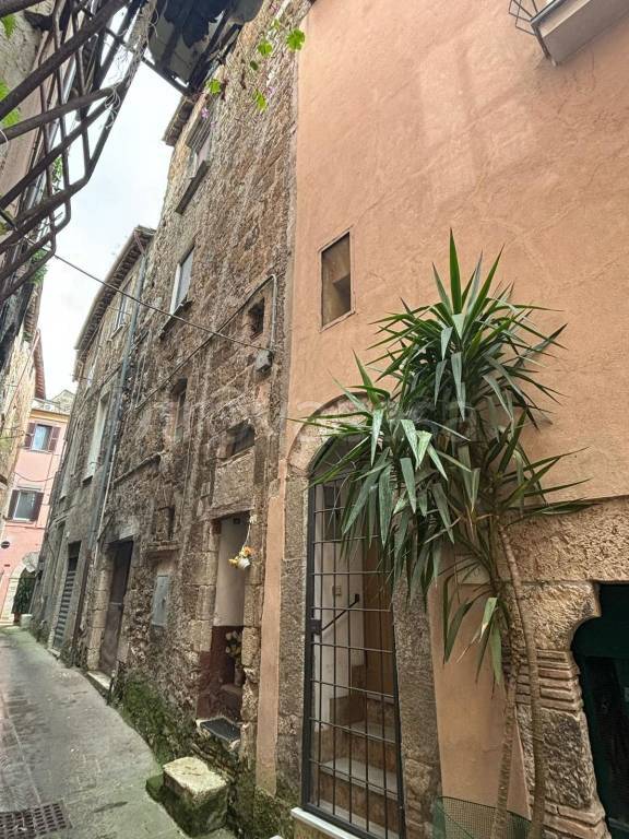 casa indipendente in vendita ad Orte