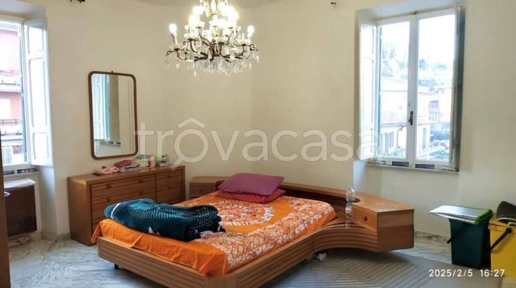 appartamento in vendita ad Orte in zona Orte Scalo