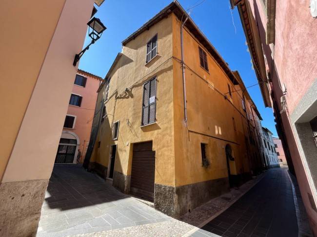 casa indipendente in vendita ad Orte