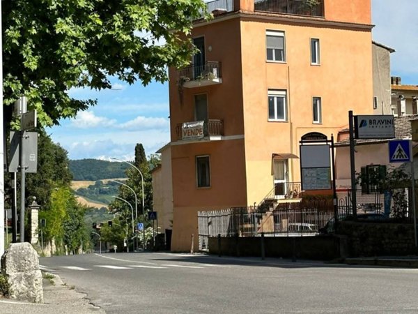 appartamento in vendita ad Orte