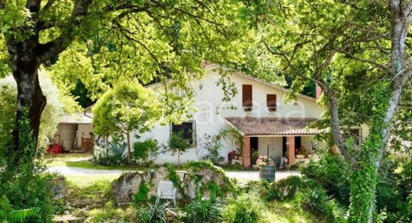 casa indipendente in vendita ad Orte