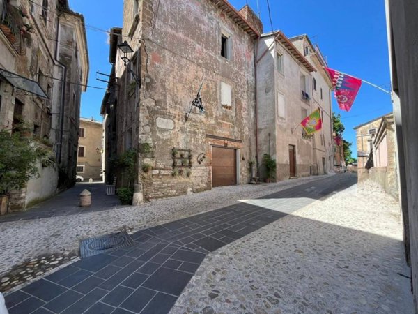 appartamento in vendita ad Orte