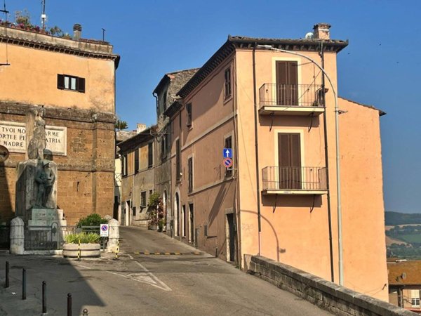 appartamento in vendita ad Orte