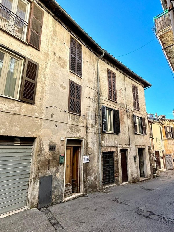 appartamento in vendita ad Orte