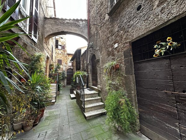 appartamento in vendita ad Orte