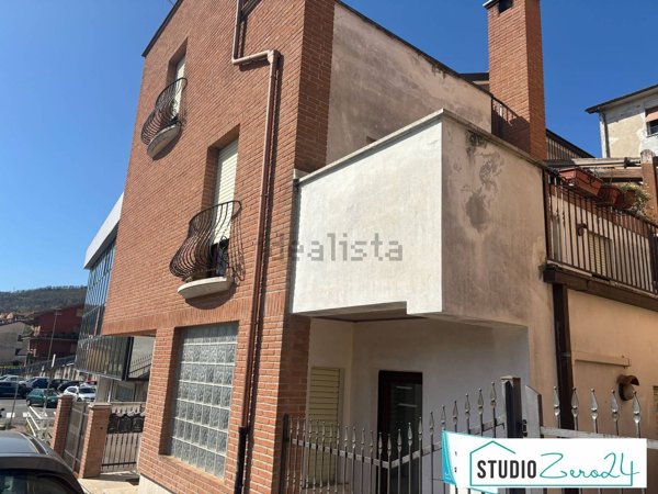 appartamento in vendita ad Orte in zona Orte Scalo