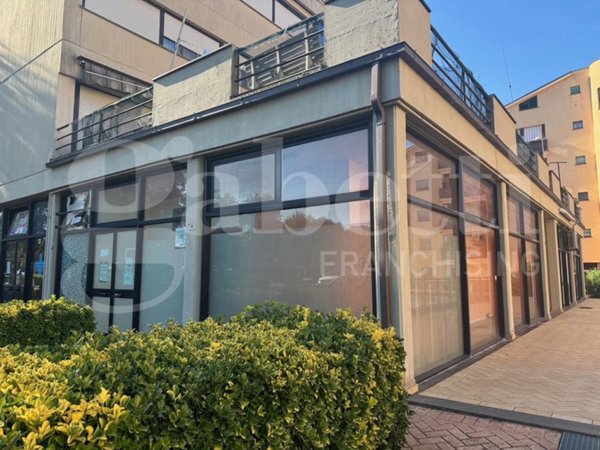 negozio in vendita ad Orte