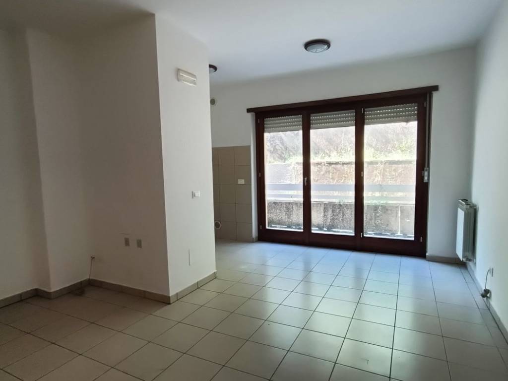 appartamento in vendita ad Orte in zona Orte Scalo