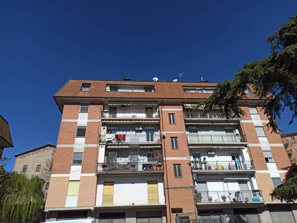 appartamento in vendita ad Orte