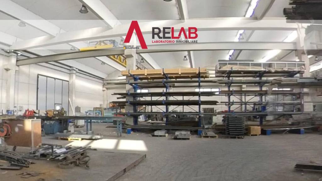 locale commerciale in vendita ad Orte