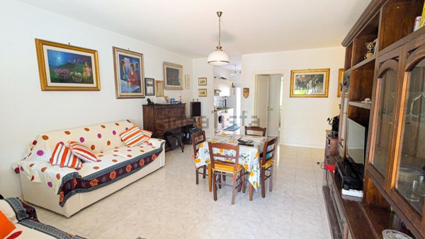 appartamento in vendita ad Orte in zona Orte Scalo