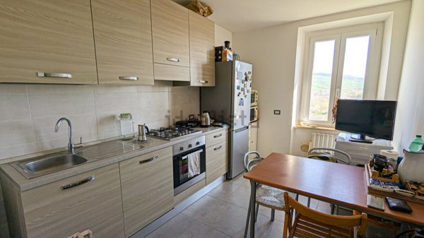 appartamento in vendita ad Orte in zona Orte Scalo