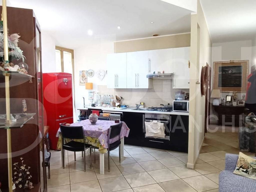 appartamento in vendita ad Orte in zona Orte Scalo