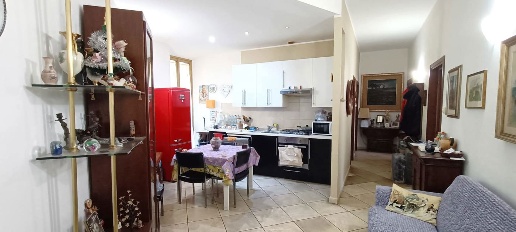 appartamento in vendita ad Orte in zona Orte Scalo