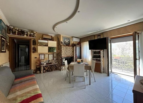 appartamento in vendita ad Orte in zona Orte Scalo
