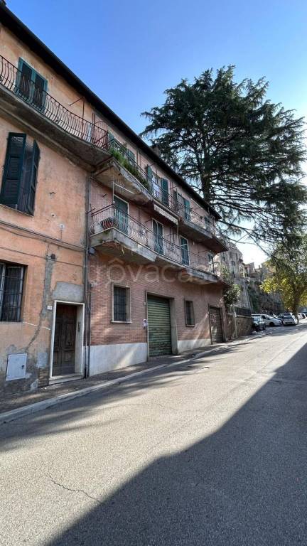 appartamento in vendita ad Orte