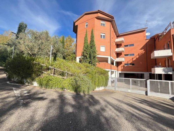 appartamento in vendita ad Orte in zona Orte Scalo