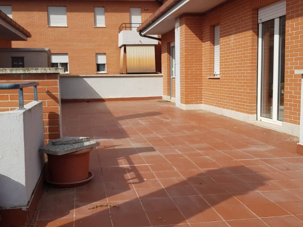 appartamento in vendita ad Orte in zona Orte Scalo