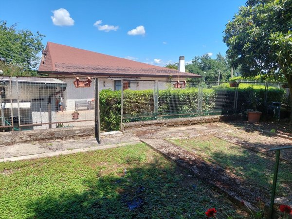 casa indipendente in vendita ad Orte