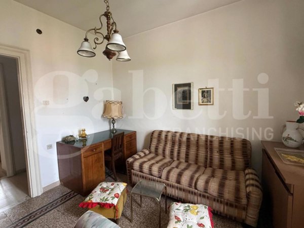 appartamento in vendita ad Orte in zona Orte Scalo