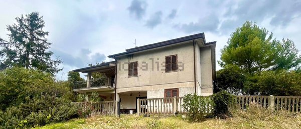 casa indipendente in vendita ad Orte