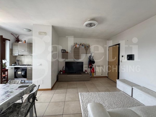 appartamento in vendita ad Orte in zona Orte Scalo