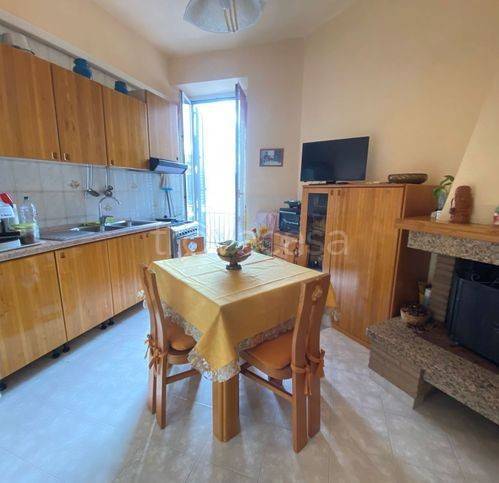 appartamento in vendita ad Orte in zona Orte Scalo