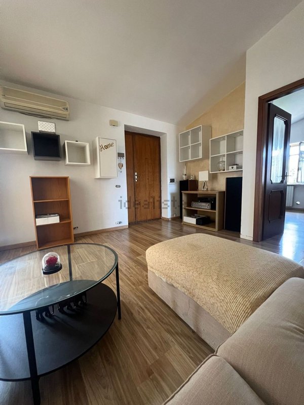 appartamento in vendita ad Orte in zona Orte Scalo