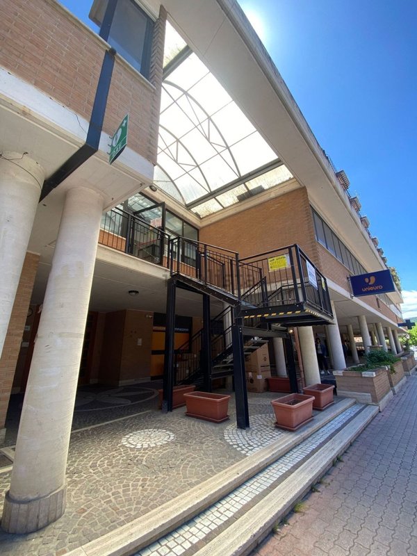 ufficio in vendita ad Orte