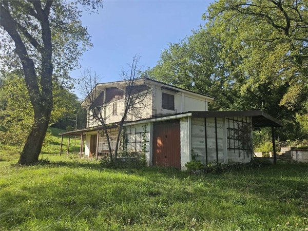 casa indipendente in vendita ad Orte