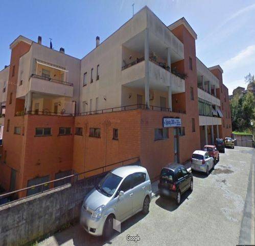 appartamento in vendita ad Orte in zona Orte Scalo