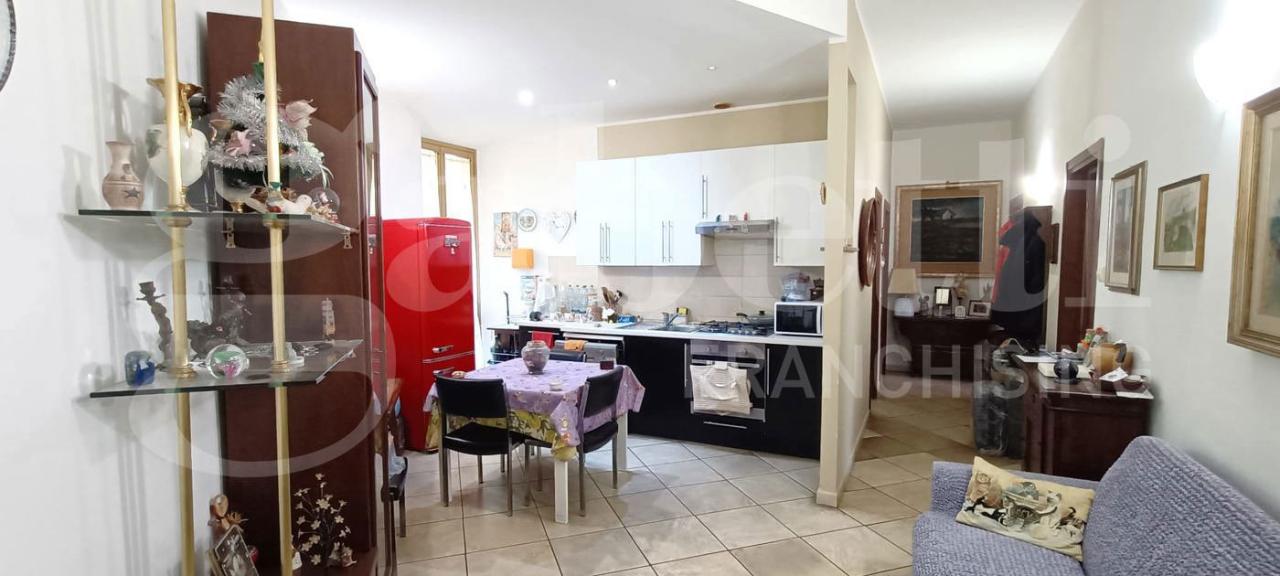 appartamento in vendita ad Orte in zona Orte Scalo