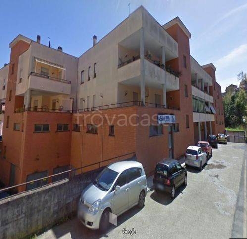 appartamento in vendita ad Orte in zona Orte Scalo