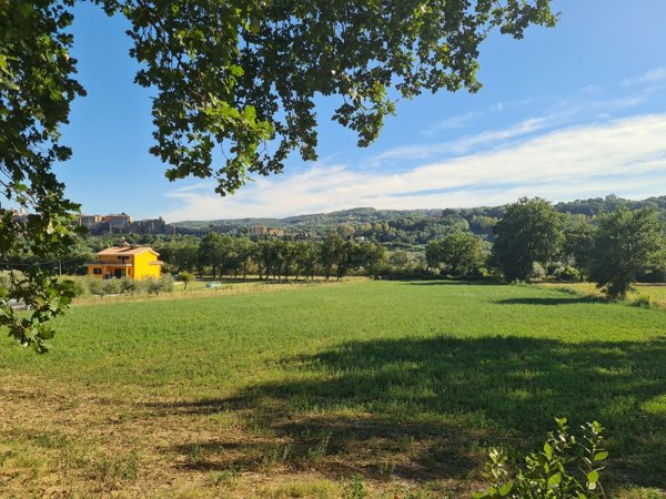 casa semindipendente in vendita ad Orte