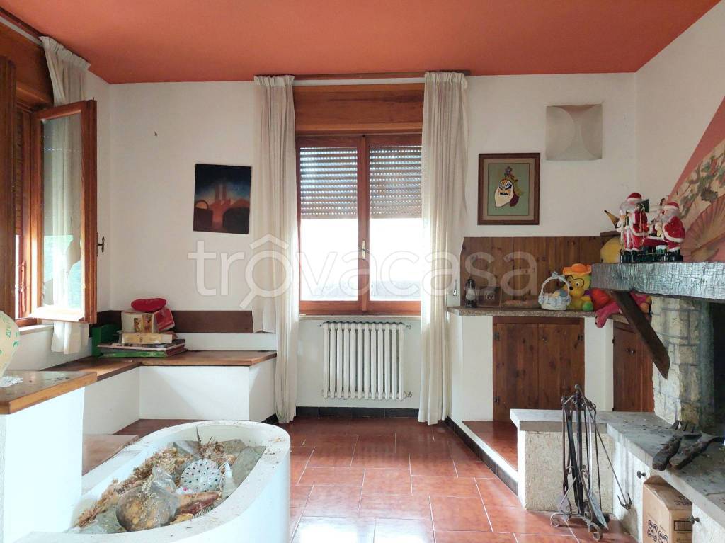 casa indipendente in vendita ad Orte