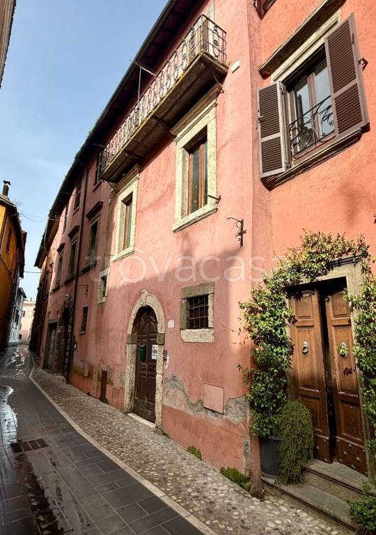 appartamento in vendita ad Orte