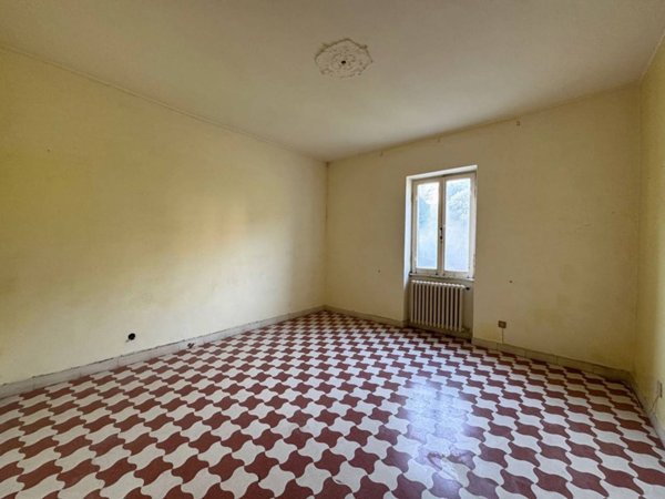 appartamento in vendita ad Orte in zona Orte Scalo