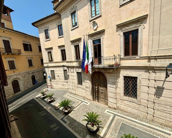 appartamento in vendita ad Orte