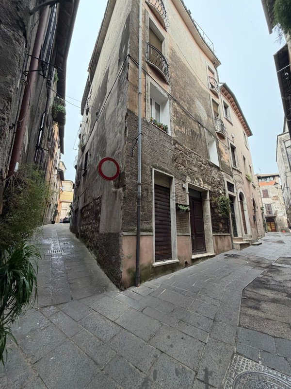 appartamento in vendita ad Orte