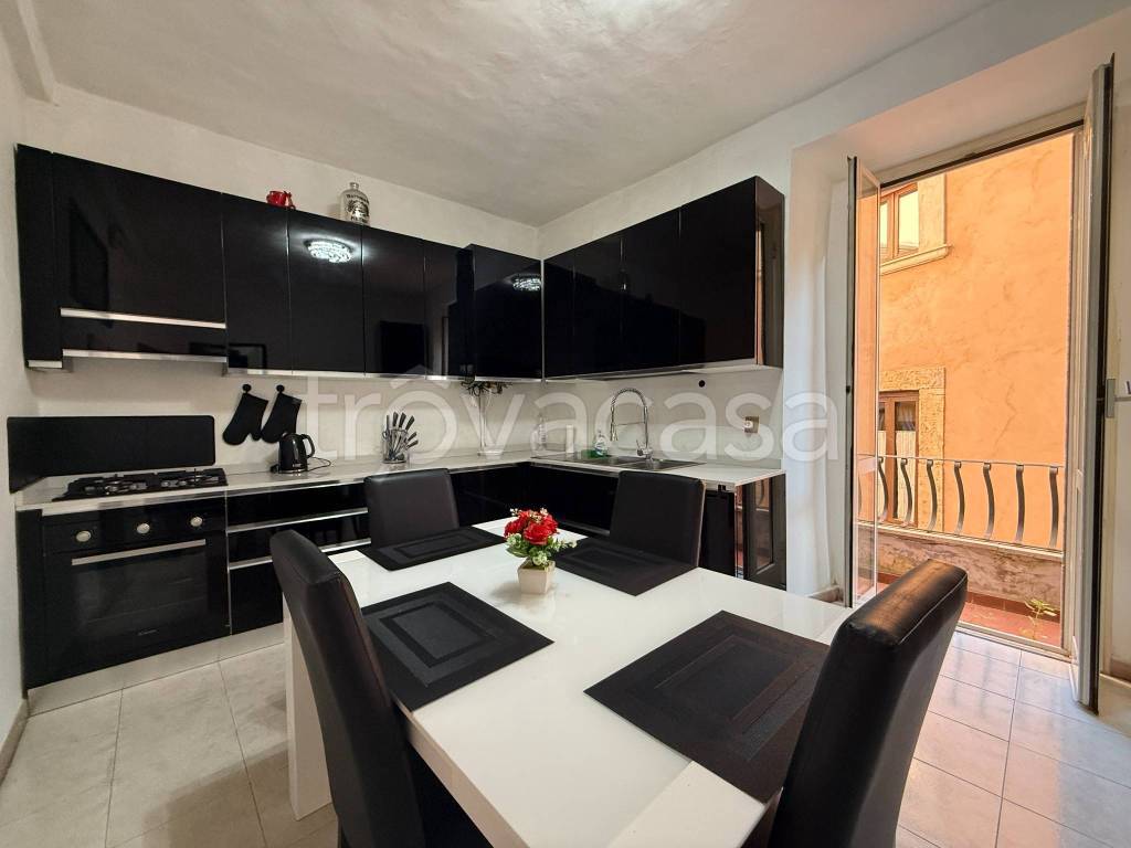 appartamento in vendita ad Orte