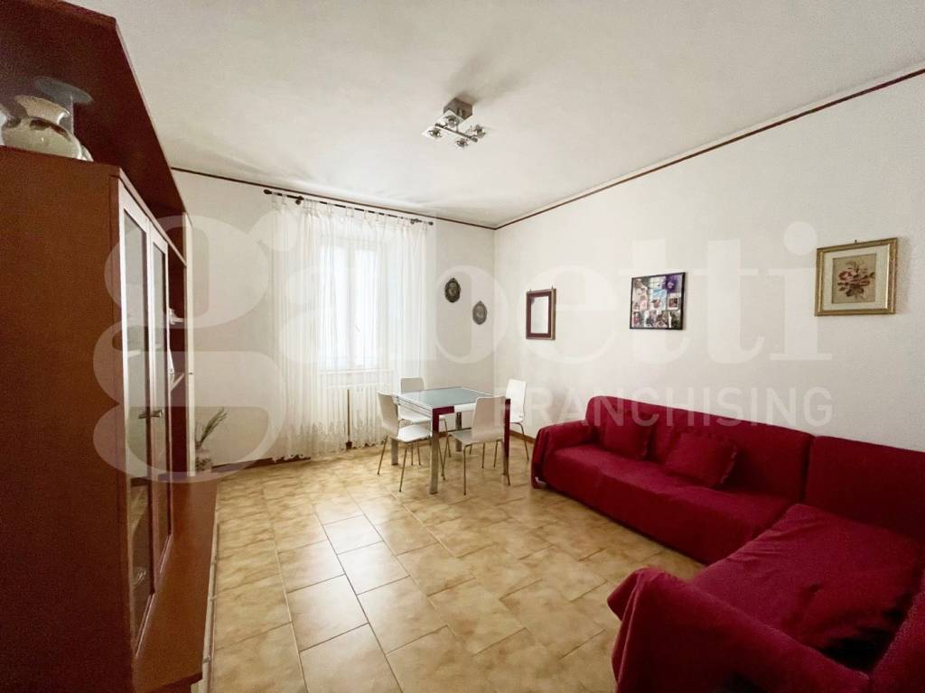 appartamento in vendita ad Orte in zona Orte Scalo