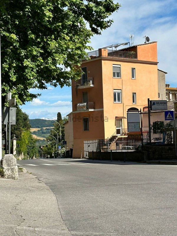appartamento in vendita ad Orte