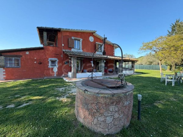 casa indipendente in vendita ad Orte in zona Orte Scalo