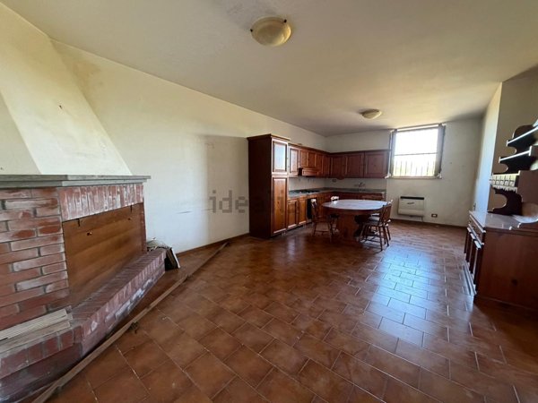 appartamento in vendita ad Orte in zona Orte Scalo