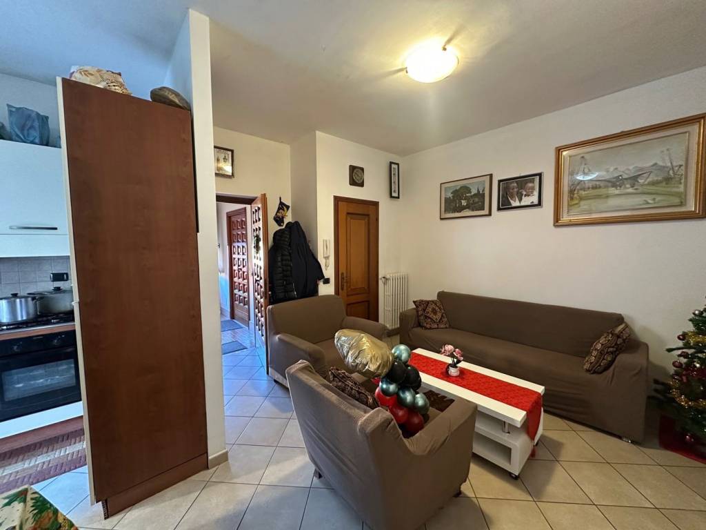 appartamento in vendita ad Orte in zona Orte Scalo